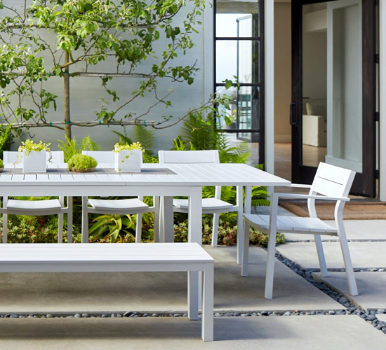 belvedere dining furniture in white aluminum for mobile display