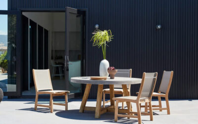 Why Round Tables are Ideal for Small Outdoor Spaces