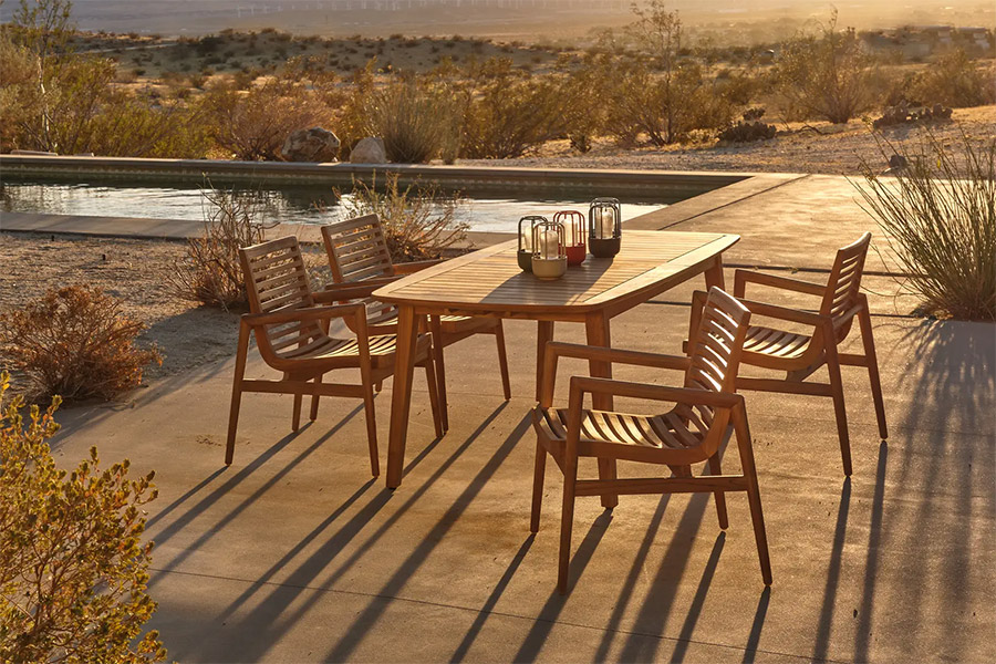 cushionless outdoor dining furniture