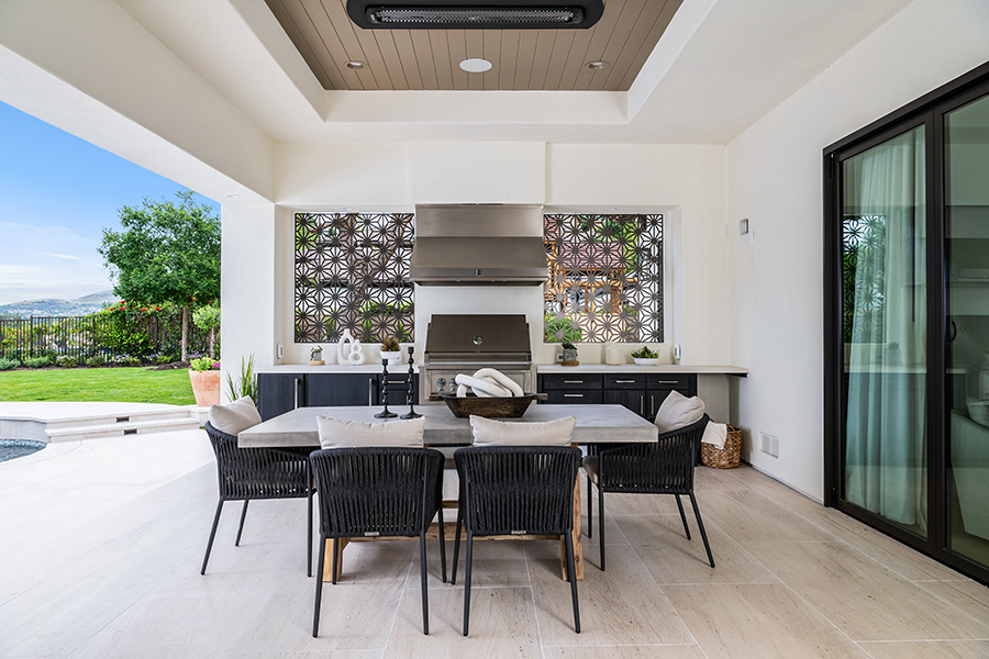 A Seamless Indoor/Outdoor Living Space in San Juan Capistrano